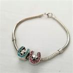 ☆ピンク＆ブルー　ホースシューチャームブレスレッド　乗馬　馬術