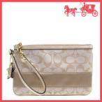 Yahoo! Yahoo!ショッピング(ヤフー ショッピング)COACH コーチ リストレット シグネチャー　サテン　ラージ　フラット F47760 BIGGD（ライトカーキ×ゴールド）