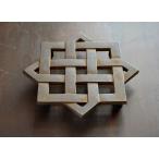 ショッピング南部鉄瓶 南部鉄器【瓶敷き / 鍋敷き (角)｜鈴木盛久工房 (岩手県)】おすすめ おしゃれ かわいい 鉄瓶 急須 ポット インテリア 父の日 母の日 贈り物 お祝い 国産 日本製