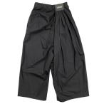 ショッピングロエベ ロエベ パンツ ドレープ S540Y04XLP 34サイズ ハンドギャザー レザーパッチ ロゴ ブラック LOEWE