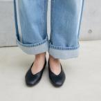 アキュアーズ AcureZ Vカットフラットパンプス「母趾