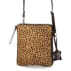 マイレ maile アニマル柄サコッシュ （ダルメシアンブラック）