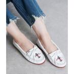 ショッピングMINNETONKA ミネトンカ MINNETONKA 刺繍モカシン thunderbird-604tb-wh （WHITE）