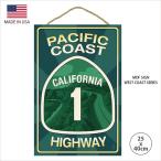 ウッドサイン 「Pacific Coast Highway」 看板 サインプレート サインボード 木製 アメリカン雑貨 ビーチライフ アメリカンライフ 飾り 販促用グッズ ビーチ