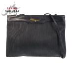 美品 Salvatore Ferragamo サルヴァトーレフェラガモ ブラック 黒 ゴールド金具 レザー ショルダーバッグ ポシェット レディース 503305