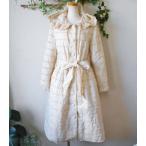 ピンクハウス PINKHOSE フリル 多数 フード & サッシュ ベルト 付き 中綿 入り ロング 丈 コート