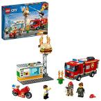 レゴ シティ 60214 LEGO City Burger Bar Fire Rescue 60214 Building Kit (327 Pieces)
