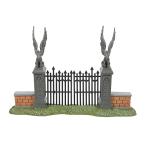 エネスコ Enesco 置物 インテリア 6009830 Department 56 Harry Potter Village Accessories Hogwart's Ga