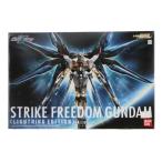 『中古即納』{PTM} 1/60 ZGMF-X20A ストライクフリーダムガンダム ライトニングエディション 機動戦士ガンダムSEED DESTINY プラモデル バンダイ(20051119)