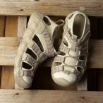 キーン KEEN サンダル �