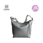 ショッピングLOEWE 大人気 LOEWE ロエベ loewe キュービィ クロスボディバッグ スモール（サプルスムースカーフ&ジャカード） ブランド  バッグ 2023新作