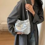 レディース 女性 蝶ネクタイデザイン ショルダーバッグ シルバー 合成皮革 小さ バッグ 新しいコレクション2024