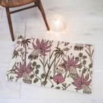 ムーミン 玄関マット リトルミイ 花畑の中で 50×80cm（サニタリー インテリアマット）【店頭受取も可 吹田】