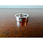 仁尾彫金『一つ星２.５mmエメラルド