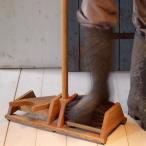【REDECKERレデッカー ブーツジャック、泥落とし】Footscraper with Bootjac」おしゃれ 靴ブラシ ブーツ脱ぎ 泥落とし 屋外 掃除用具 ブーツ掃除