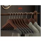  из дерева вешалка европейская одежда вешалка вешалка из дерева гладкий . отделка . рубашка вешалка плечо часть . вмятина имеется предотвращение скольжения костюм пальто рубашка применение натуральное дерево производства вешалка 