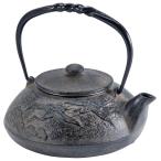 【南部鉄器】急須 松鶴（shoukaku）Φ13.8xH14.0cm 約0.55L IKENAGA/池永鉄工 松と鶴が描かれたおめでたい逸品