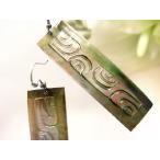 マザーオブパールカットピアス