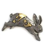 Yahoo! Yahoo!ショッピング(ヤフー ショッピング)アクセサリー ピンブローチ ブローチピン レディース PalnartPoc　ブランド　動物　パルナートポック直営　ギフト　ヨゾラウサギ（ブラック）  ピンブローチ