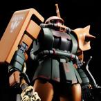 【25.07月販売分】ＭＧ 1/100 MS-06FS ガルマ・ザビ専用 ザクＩＩ 組み立て式プラモデル