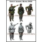 ★20%OFF★ エボリューション EM-35228 1/35 WWII ドイツ兵武装SS戦車長とドイツ擲弾兵 クルスク 1943(3体)