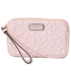 マークバイマークジェイコブス ポーチ MARC BY MARC JACOBS ロゴ エンボスド リストレット マルチポーチ ペールピンク M0007444-175