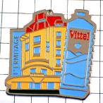  значок * vi teru вода пластиковая бутылка . блок VITTEL MINERAL-WATER FRANCE* Франция ограничение булавка z* редкость . Vintage было использовано булавка bachi