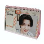 BTS シュガ SUGA グッズ 卓上 カレンダー (写真集 カレンダー) 2025~2026年 (2年分) + ステッカーシールセット K-POP
