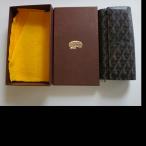 GOYARD ゴヤール 長財布 小銭入れ付 レディース メンズ 二折りサイフ  本物 レザー  中古