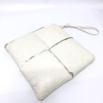 BOTTEGA VENETA ボッテガヴェネタ マキシイントレチャート セカンドバッグ カバン  パデット クラッチバッグ ホワイト レディース【中古】