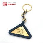 ショッピングCHANEL CHANEL シャネル 三角プレート チャーム キーリング アクセサリー 小物 94Ｐ キーリング ゴールド金具 レディース【中古】