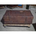 ショッピング古 三越呉服店戦前革製頑丈大型トランク カギあり 昭和初期　古録展  送料別  Kサイズ　中古 品番K23433