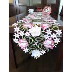 ピンクのチューリップの花 カットワーク刺繍　テーブルランナー　32Ｘ175cm＃1123