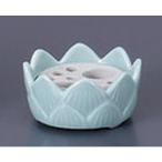 仏具 青磁多孔盤香炉(小) [7.8 x 3.9cm]  仏具 神具 供養 お墓 仏壇 お盆 お彼岸