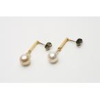 ※10,000円以上お買い上げプレゼント対象品　アコヤ真珠ピアス