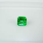 コロンビア産エメラルド 0.61ct ジュエリールース dg123