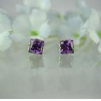 MARE チタンピアス SWAROVSKI AMETHYST 2.5×2.5mm ma085