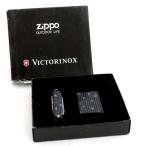 Zippo / ジッポ  VICTORINOX/マルチツール付き/総柄/ブラック/199年製 メンズファッション 中古