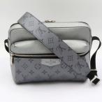 ルイヴィトン(LOUIS VUITTON) アウトドアメッセンジャー M30830 タイガラマ W26cm・H20cm・D10.5cm ショルダーバッグ メタリックシルバー メンズ(中古)