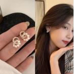 Yahoo! Yahoo!ショッピング(ヤフー ショッピング)レディース　ピアス　アクセサリー  ラインストーン フェイクパール サークル 丸 輪