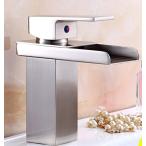 ミキサー AWXjX European Style Copper Hot and Cold Bathroom Wash Your Face Waterfall Sink Mixer Taps