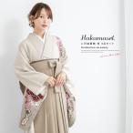  hakama комплект покупка университет церемония окончания начальная школа церемония окончания церемония окончания hakama комплект покупка женский распродажа оттенок бежевого рука ... цветок цветок короткий . прекрасный .