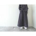 快晴堂(かいせいどう) グレーとネイビーの抜染水玉 裾ゴムコードギャザースカート(53SK-05)