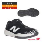 テニスシューズ