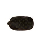 LOUIS VUITTON* небольшая сумочка * gun ju_ монограмма * парусина /--/BRW/ общий рисунок //