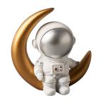 宇宙飛行士のフィギュアの装飾品ギフトおもちゃの装飾月に座る