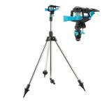  двор. газонная трава сырой. растения. разбрызгивание воды система опрыскиватель штатив 