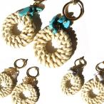 イヤリング レディース ラタン 籐編み ウッド ノンホール 軽い ナチュラル 天然石 ハンドメイド サークル 天然素材 ターコイズ トルコ石/ベージュ/ホワイト