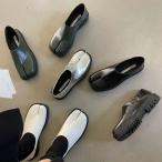 スプリットトゥ 足袋シューズ フラット ぺたんこ パンプス スリッポン レザー調  【ash406-642】【予約販売：15-20日】【送料無料】宅込