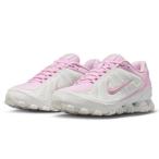 ナイキ（NIKE）（レディース）スニーカー スポーツシューズ REAX 8 NSW SL ホワイト ピンク IR1458-103